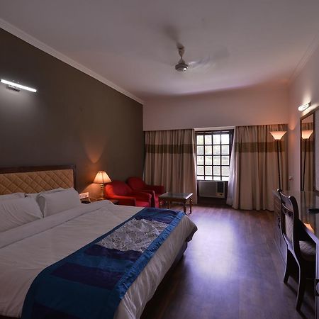 Hotel North Park Pancskula Kültér fotó