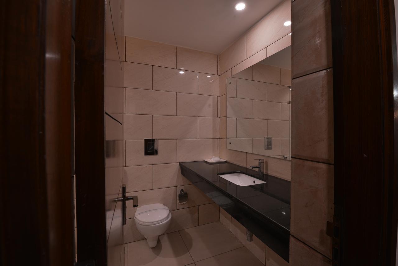 Hotel North Park Pancskula Kültér fotó